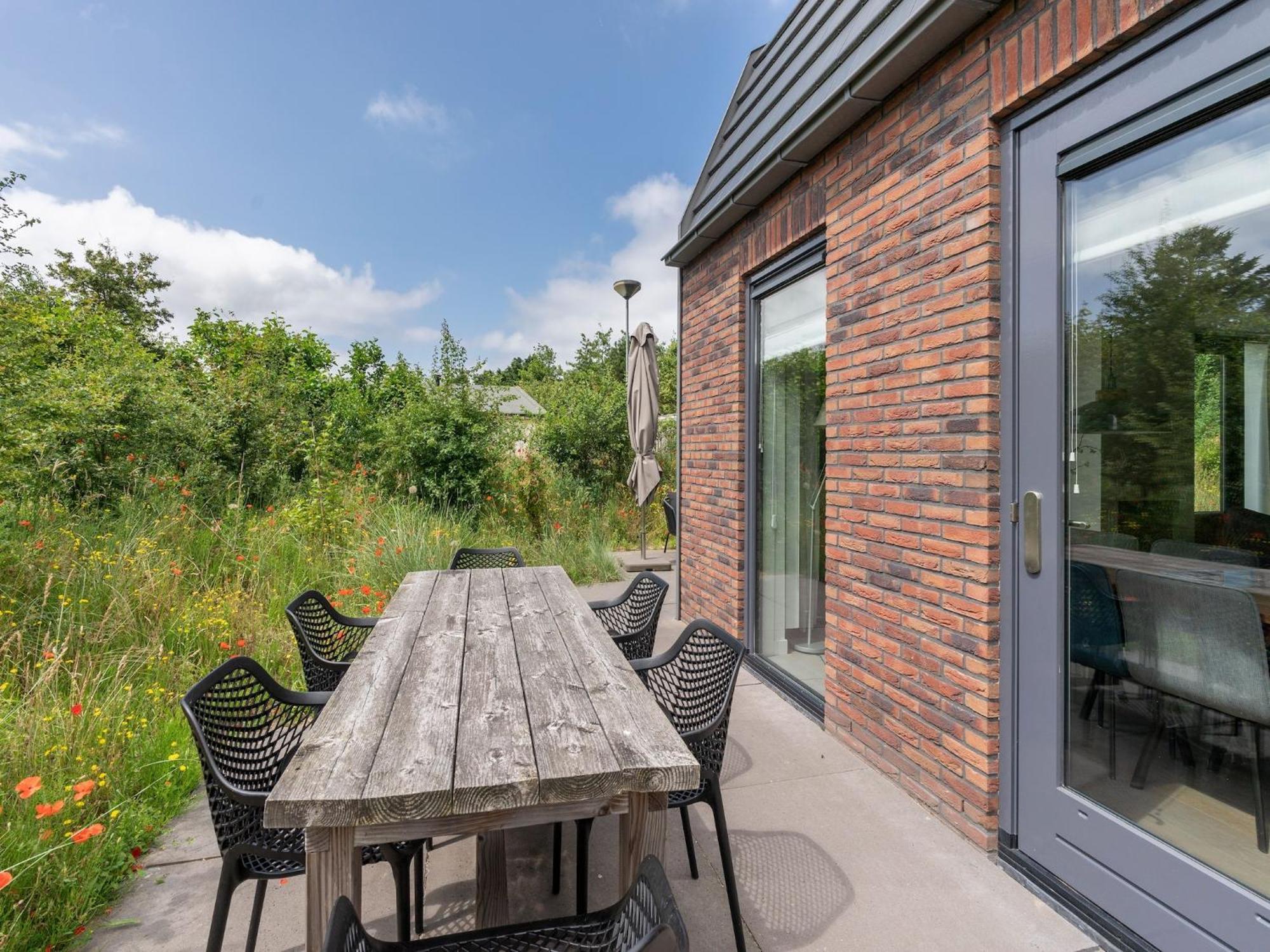 Beautiful Villa With Sauna Near The Sea Egmond aan den Hoef Exterior photo